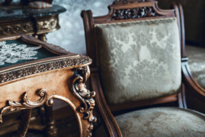 best-antique-furniture